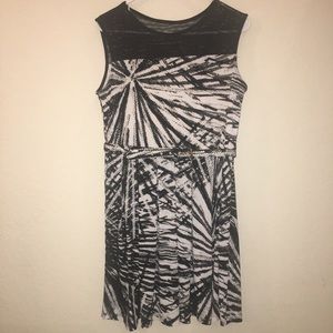 Cocktail dress Sz 10p with belt travel friendly